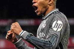 乐鱼-包含姆巴佩连续三场比赛得分超过战术调整，澳大利亚队不断突破！引发球迷热议的词条-乐鱼